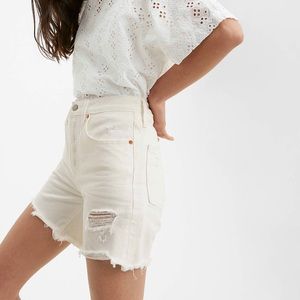 Levi’s 501 White Mid Length Jean Short